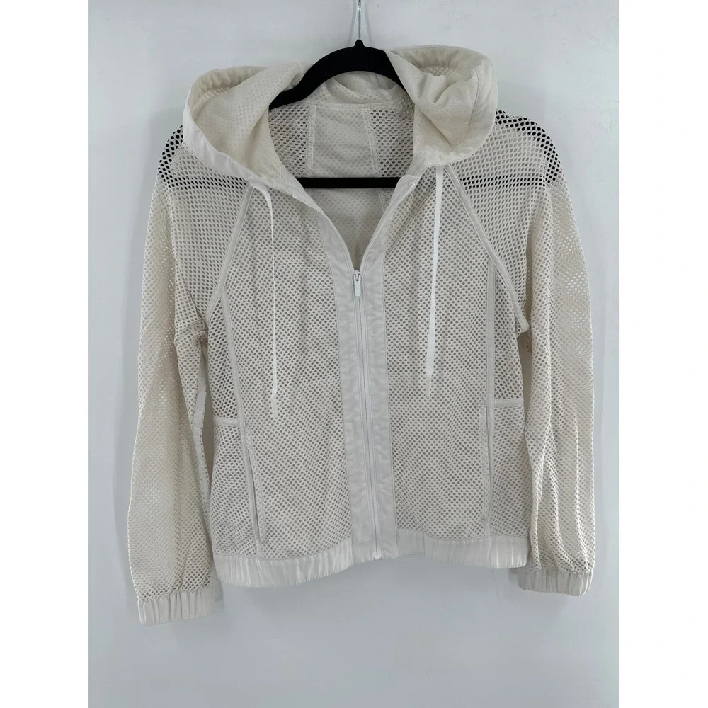 Lululemon Mesh on‎ Mesh Jacket Off White